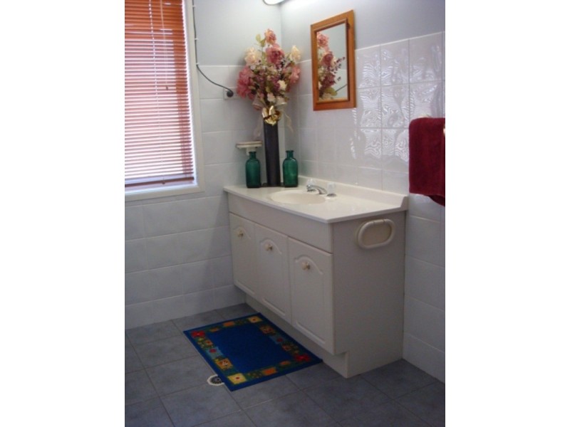 57 Waverley Road, Camp Hill QLD 4152