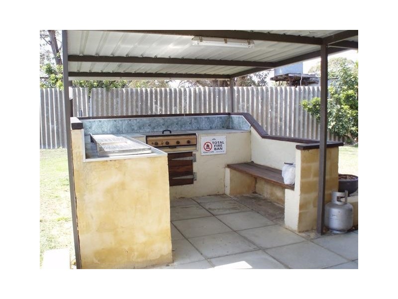 4b Deb Street, Falcon WA 6210