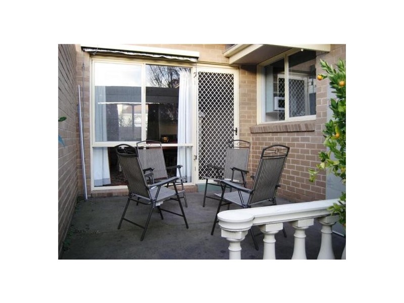 2/2 Windermere Cres, Brighton VIC 3186