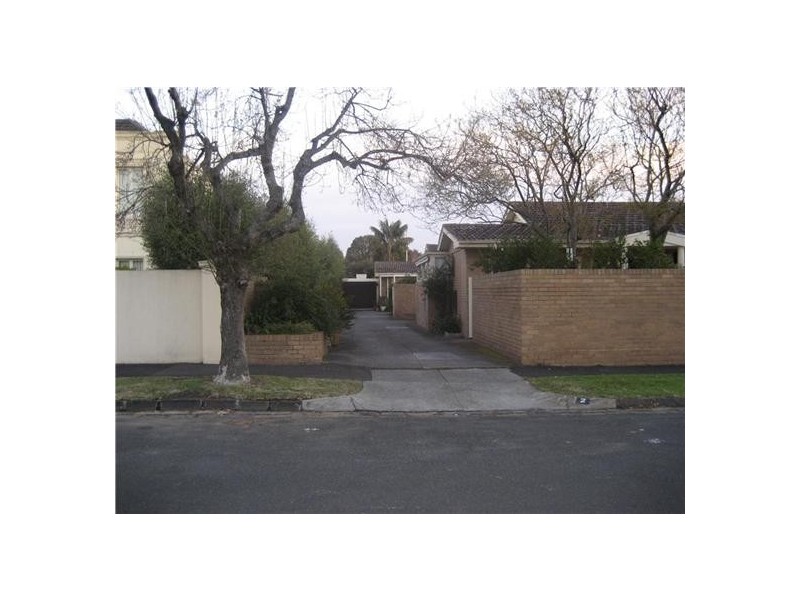 2/2 Windermere Cres, Brighton VIC 3186