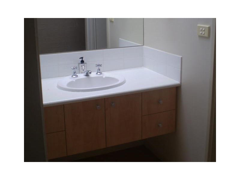 16 Jonathan Road, Gisborne VIC 3437