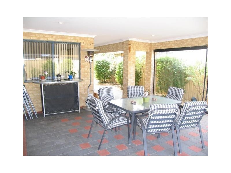 6 Skiff Way, Canning Vale WA 6155