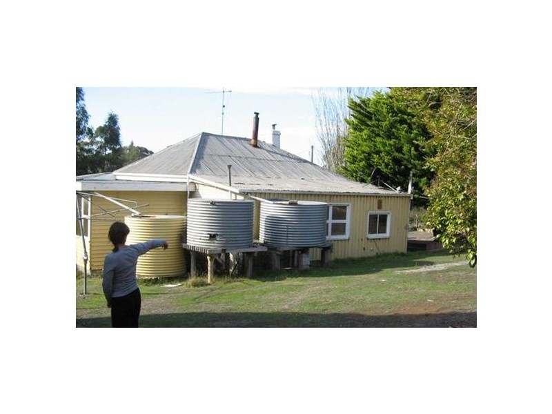 8 Hoods Road, Spring Beach TAS 7190