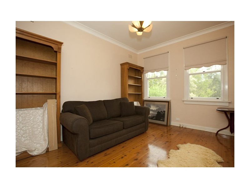 82 Dumfries Ave, Mount Ousley NSW 2519