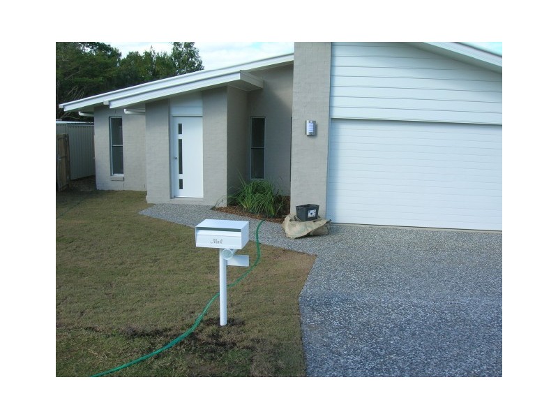3 Pinbarren Court, Cooroy QLD 4563