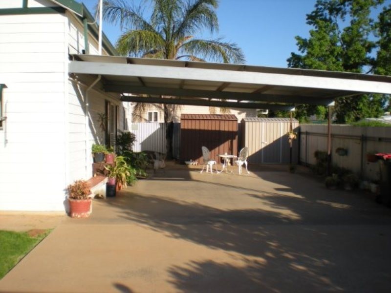 2 Wilga Street, Leeton NSW 2705