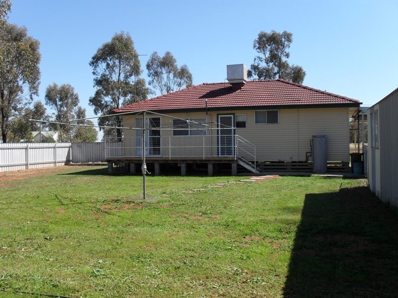 9-11 Hill Street, Ganmain NSW 2702