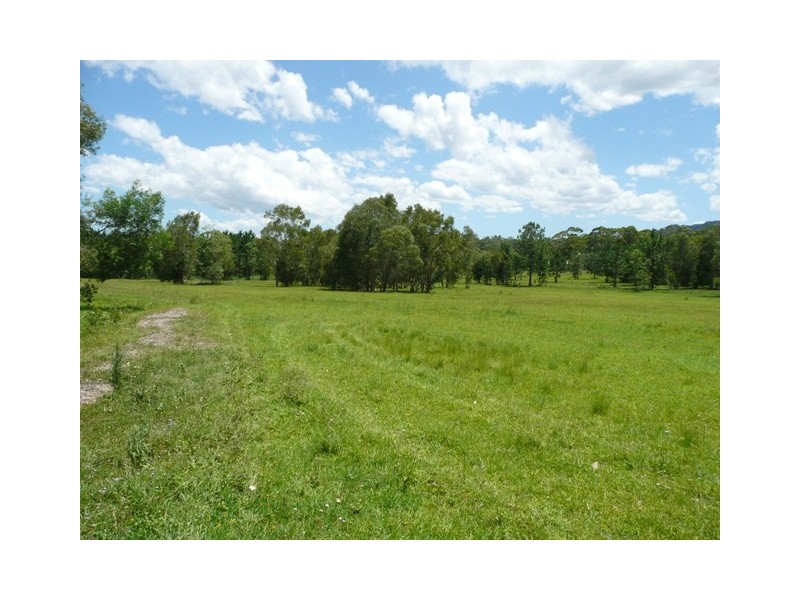 3 Yamata Place, Cooroibah QLD 4565