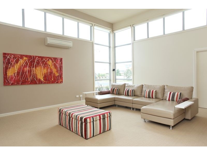 5 Lennon Boulevard, Point Cook VIC 3030