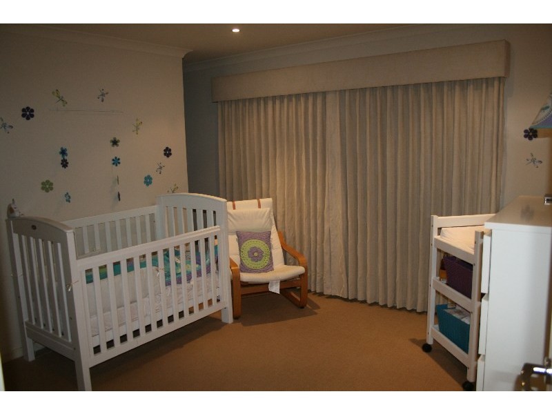 5 Lennon Boulevard, Point Cook VIC 3030