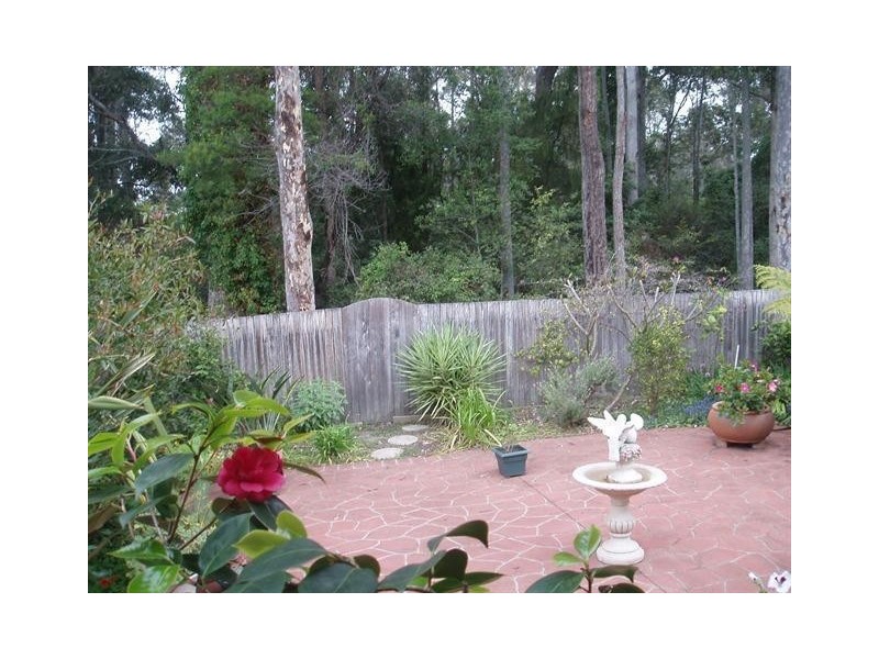 2/27 Explorers Way, Batemans Bay NSW 2536