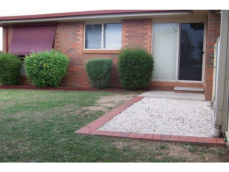 11 Lockwood Mews, Kangaroo Flat VIC 3555
