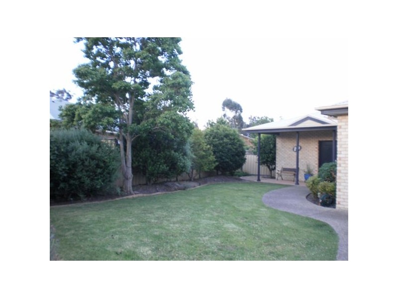 10 Willow Court, Batemans Bay NSW 2536