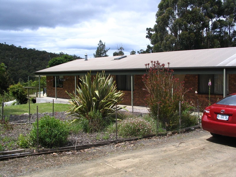 9 Nala Road, Oyster Cove TAS 7150