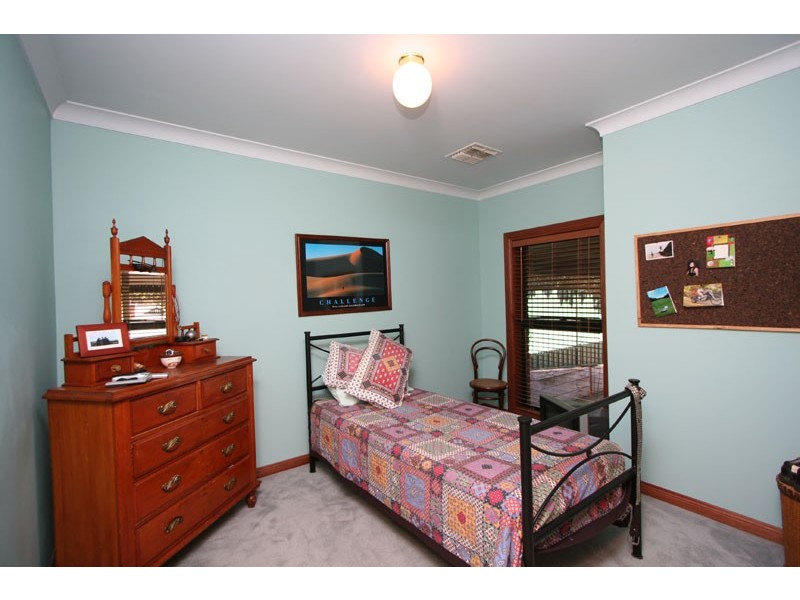 9 Craigburn Drive, Flagstaff Hill SA 5159