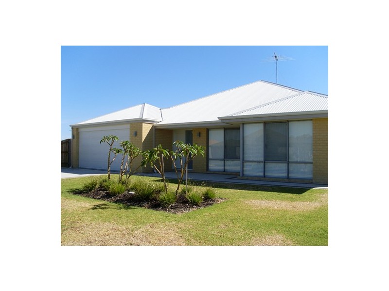 50 Seascapes Boulevard, Halls Head WA 6210