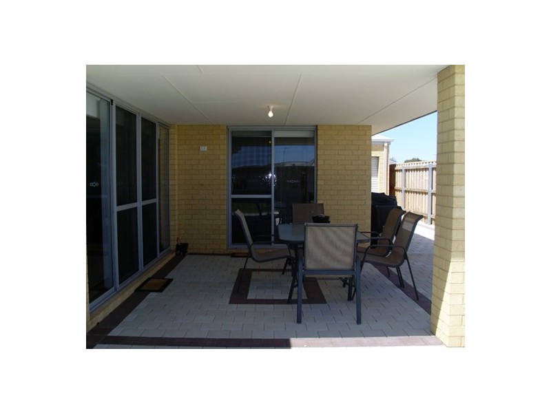 50 Seascapes Boulevard, Halls Head WA 6210