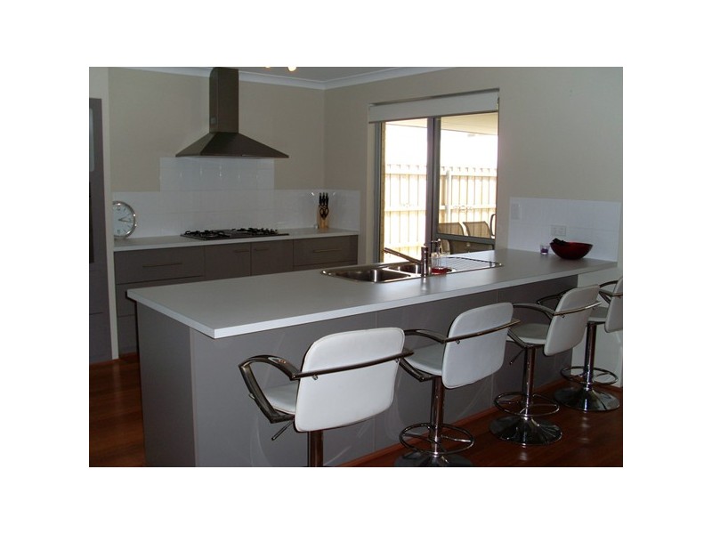 50 Seascapes Boulevard, Halls Head WA 6210