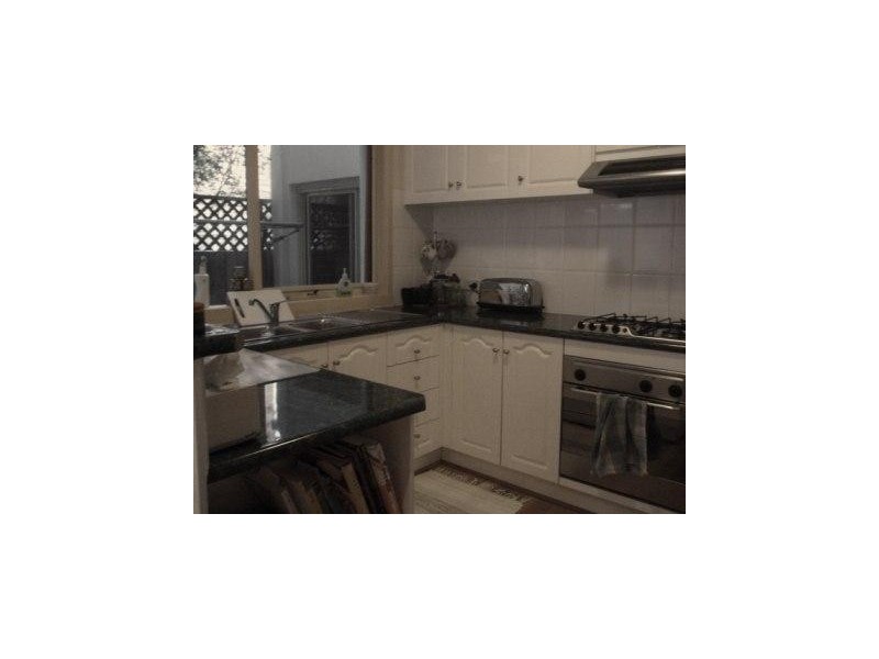 1/483 St Kilda Street, Elwood VIC 3184