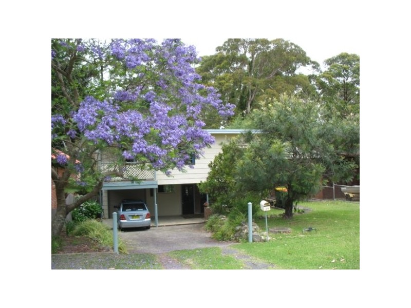 24 Watersedge Ave, Basin View NSW 2540