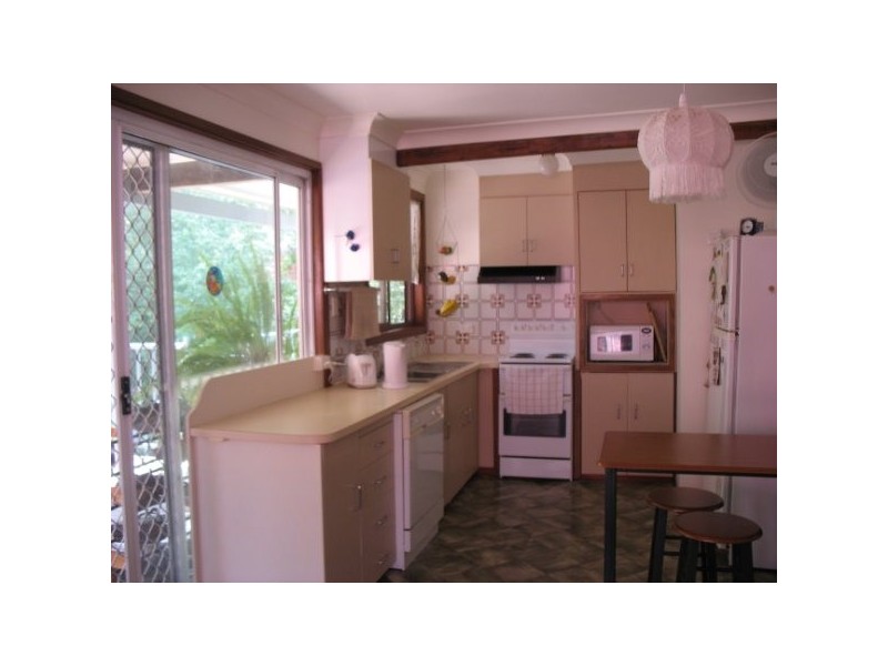 24 Watersedge Ave, Basin View NSW 2540