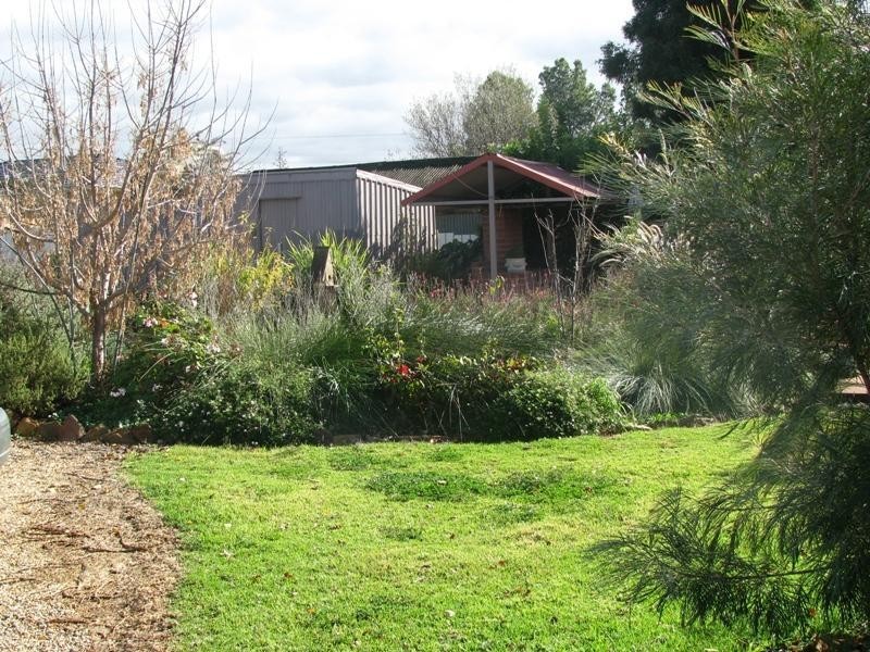 86 Lewis Street, Coolamon NSW 2701