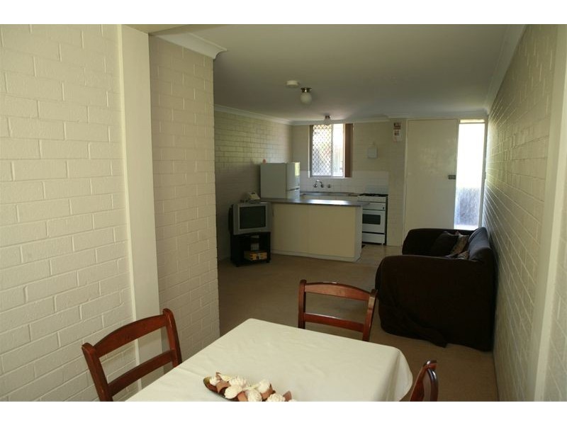 27/1 Herdsman Parade, Wembley WA 6014