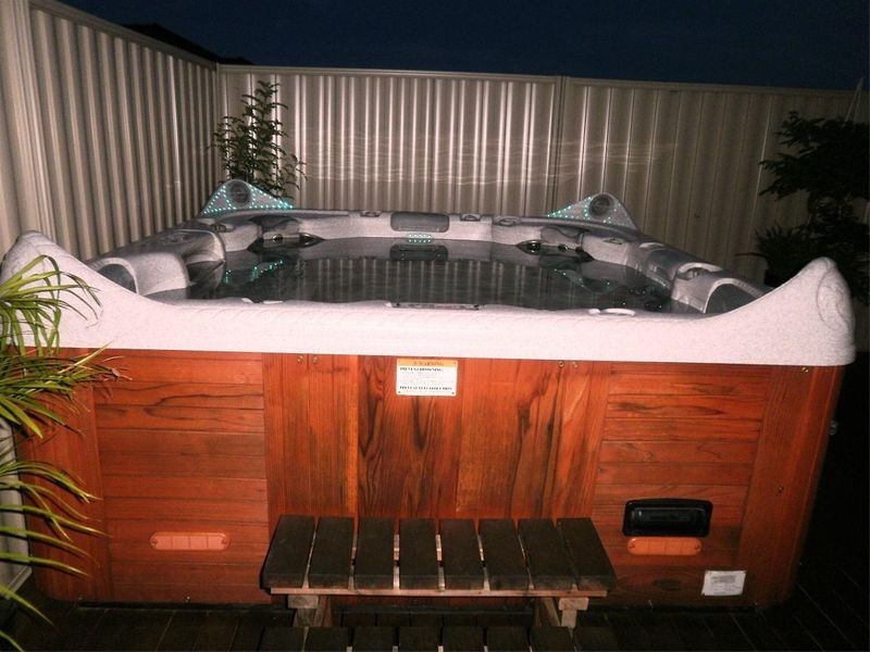 8 Wicklow Circle, Darch WA 6065