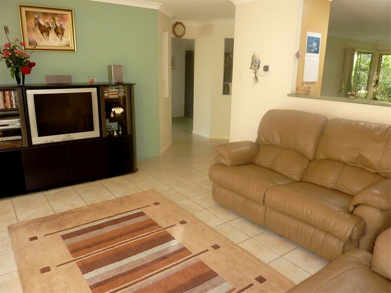 3 Coventry Place, Wishart QLD 4122