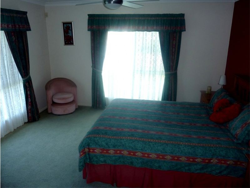 3 Coventry Place, Wishart QLD 4122