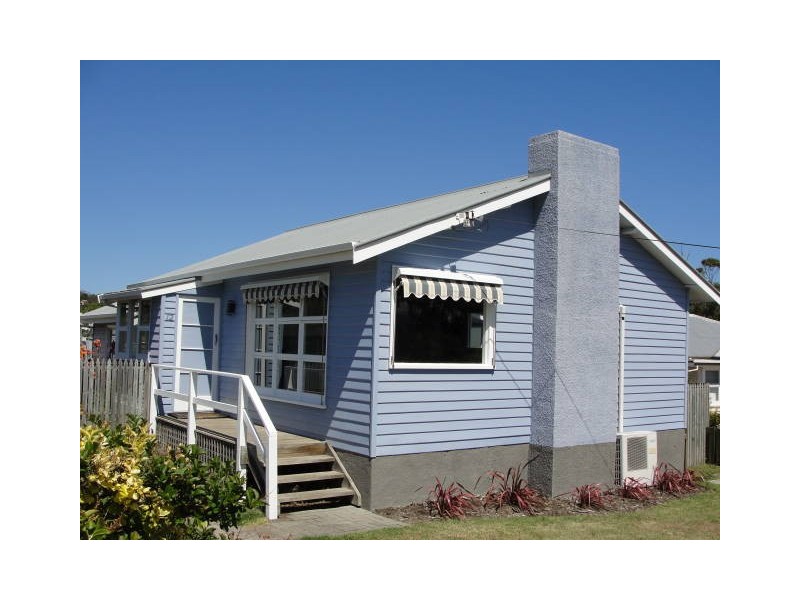 12 Lucas Street, Howrah TAS 7018