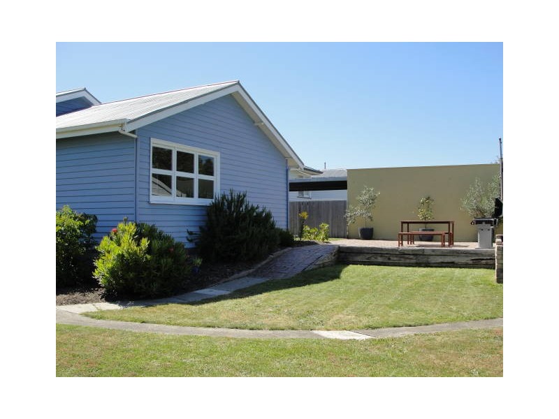 12 Lucas Street, Howrah TAS 7018
