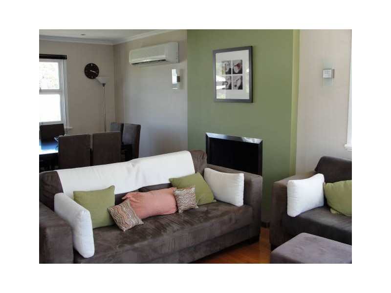 12 Lucas Street, Howrah TAS 7018