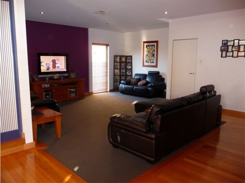 94 Terence Avenue, Lake Munmorah NSW 2259