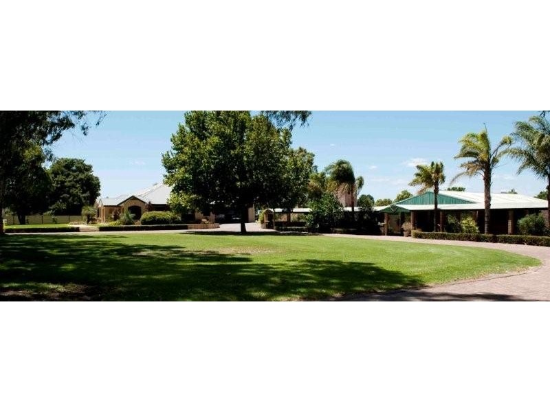 55 Henley Street, Henley Brook WA 6055