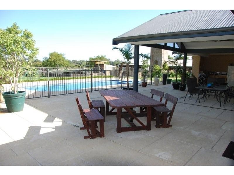 55 Henley Street, Henley Brook WA 6055