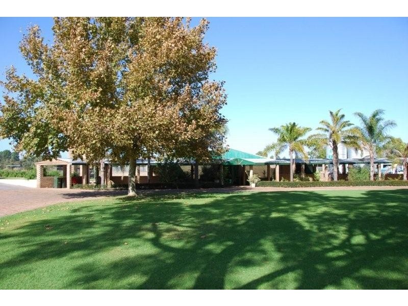 55 Henley Street, Henley Brook WA 6055