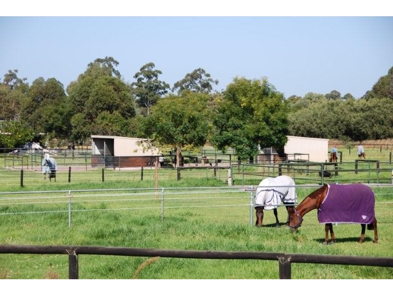 55 Henley Street, Henley Brook WA 6055