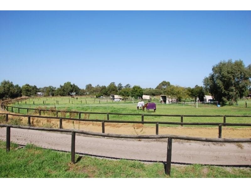 55 Henley Street, Henley Brook WA 6055