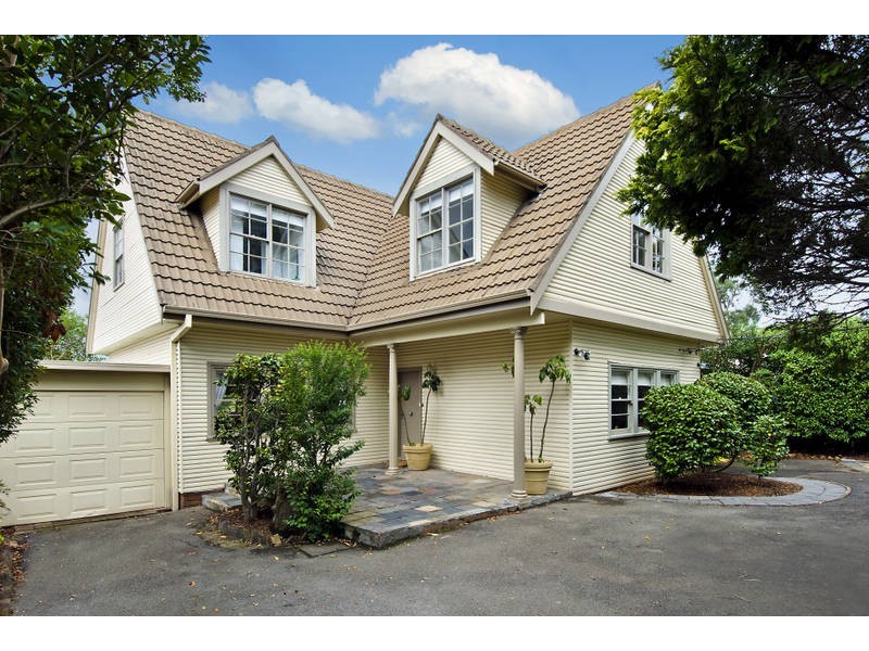 13 Wakehurst Parkway, Seaforth NSW 2092