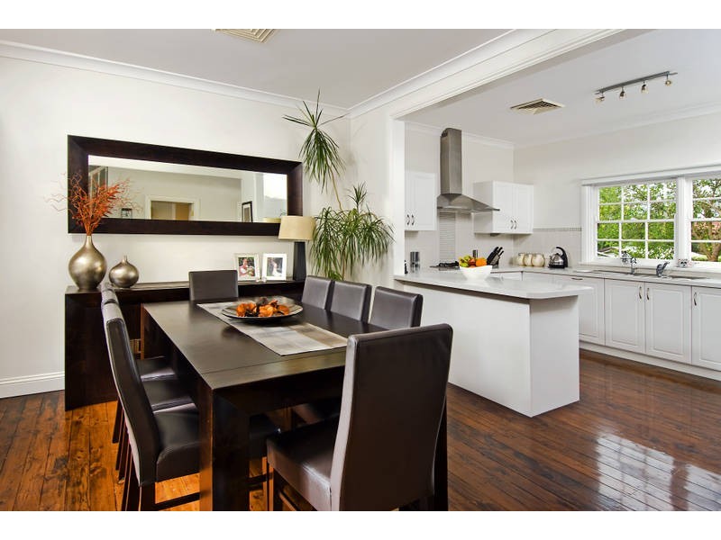 13 Wakehurst Parkway, Seaforth NSW 2092