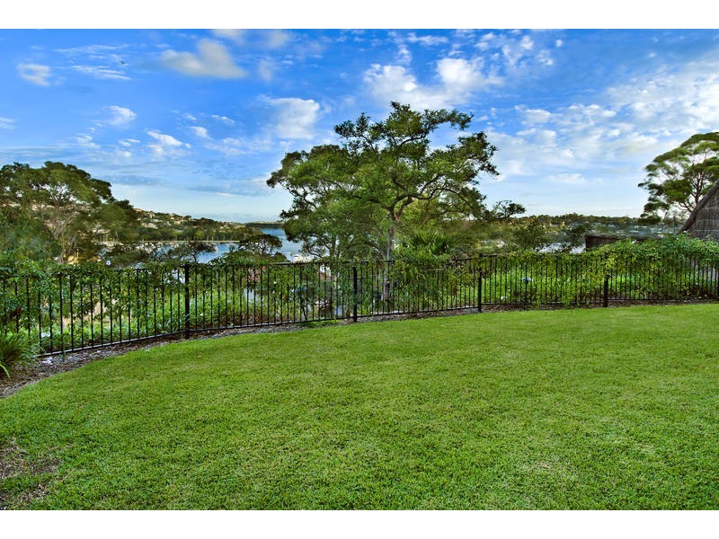 5 Edgecliffe Esplanade, Seaforth NSW 2092