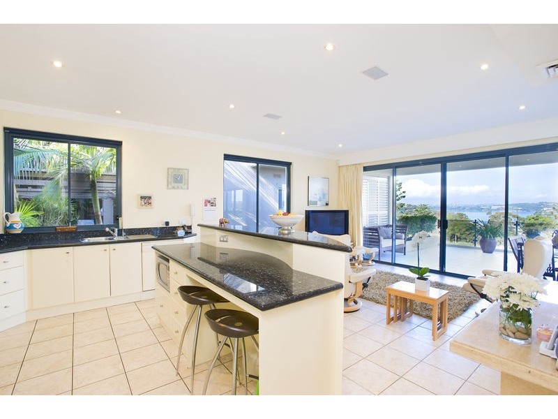 1b Edgecliffe Esplanade, Seaforth NSW 2092