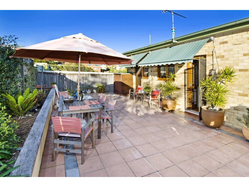 52 Pitt Road, North Curl Curl NSW 2099