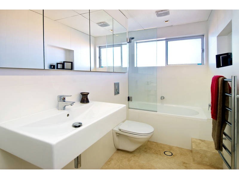 1/109 Crown Road, Queenscliff NSW 2096
