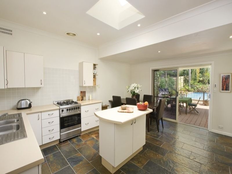 18 Alto Avenue, Seaforth NSW 2092