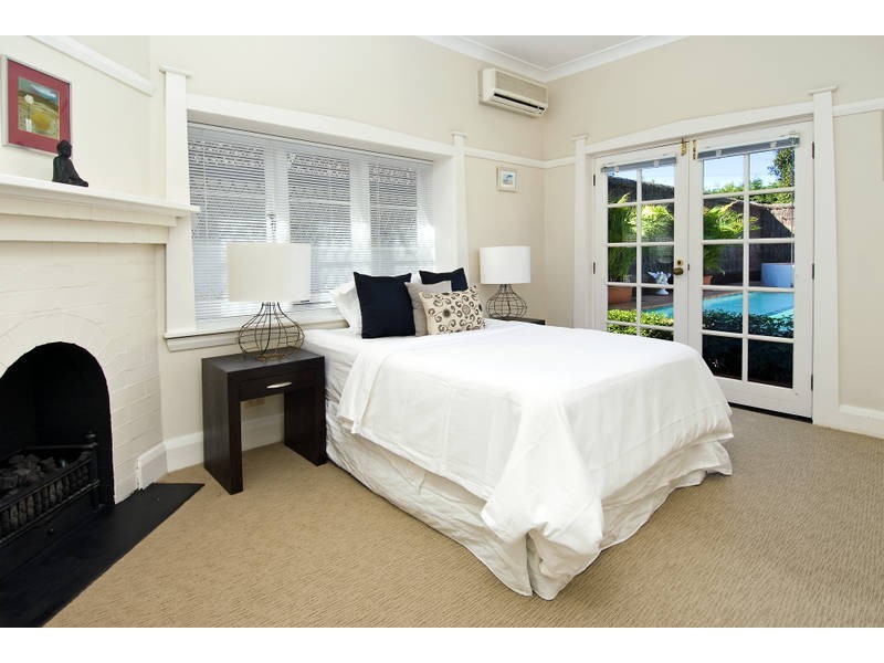 2 Salisbury Square, Seaforth NSW 2092