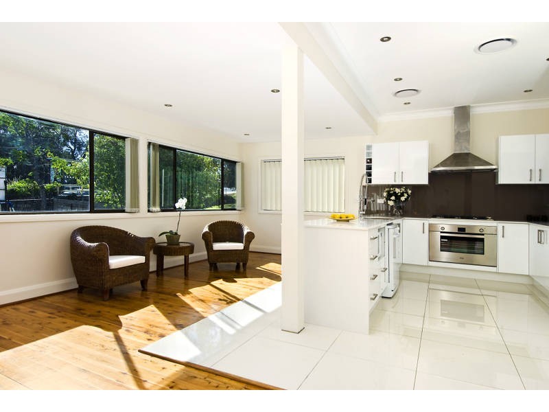 91 Wakehurst Parkway, Seaforth NSW 2092