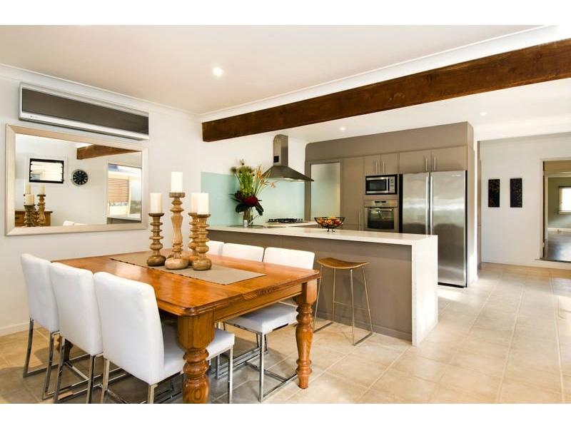 87 Wyuna Avenue, Freshwater NSW 2096