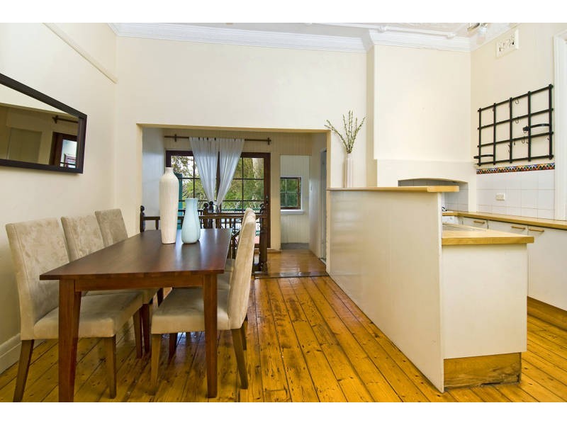 204 Sydney Road, Fairlight NSW 2094